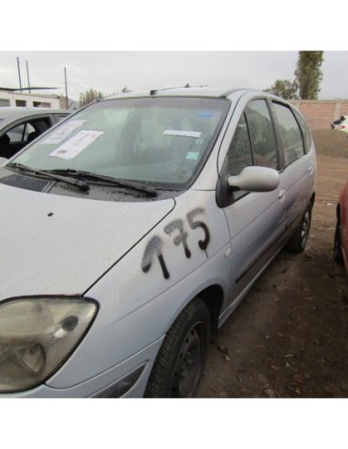 RENAULT SCENIC 2004%separator% %shop-name%