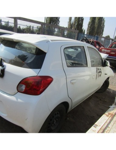 MITSUBISHI MIRAGE 2015%separator% %shop-name%