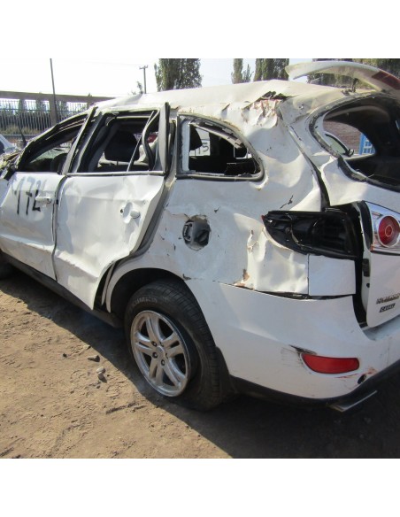 HYUNDAI SANTA FE 2011%separator% %shop-name%