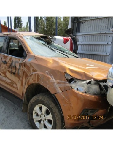 NISSAN NP300 2016%separator% %shop-name%