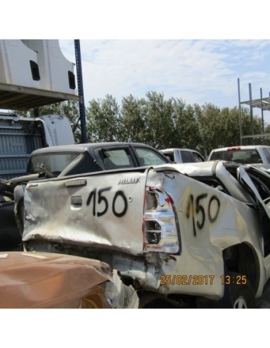 TOYOTA HILUX 2013%separator% %shop-name%