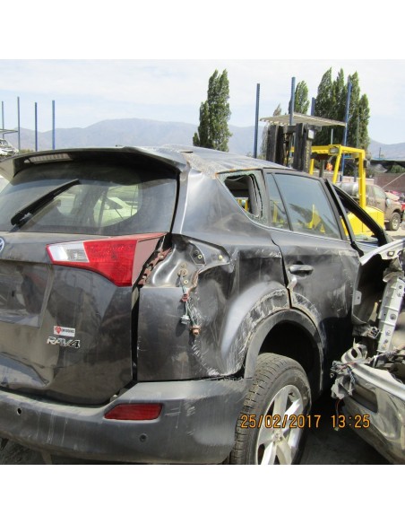 TOYOTA RAV4 2014%separator% %shop-name%