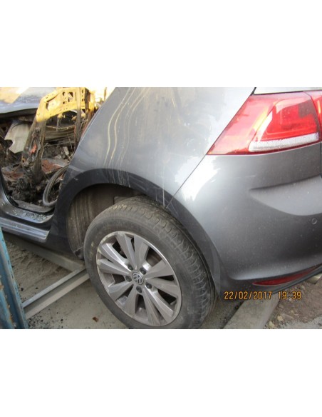 VOLKSWAGEN GOLF 2014%separator% %shop-name%