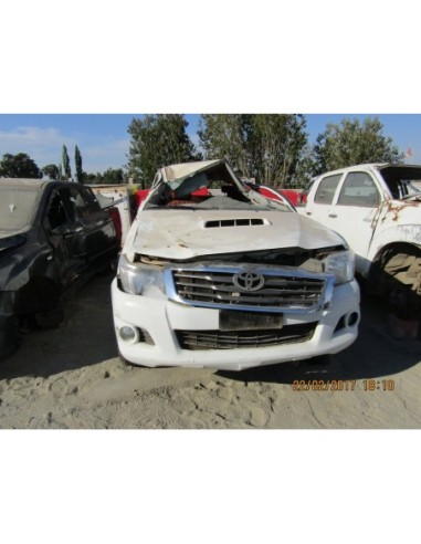 TOYOTA HILUX PICK UP DOBLE CABINA 2015 4X2 2