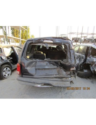 FORD EXPLORER STATION WAGON 2001 4X4 4 AUTOMATICO BENCINERO