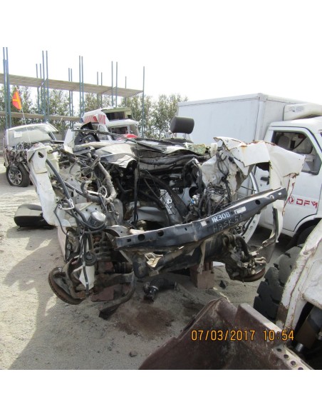 NISSAN NAVARA PICK UP DOBLE CABINA 2015 4X4 2