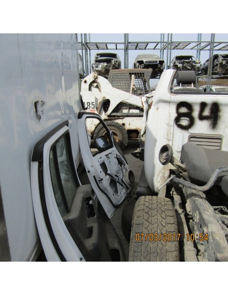 NISSAN NAVARA 2015%separator% %shop-name%