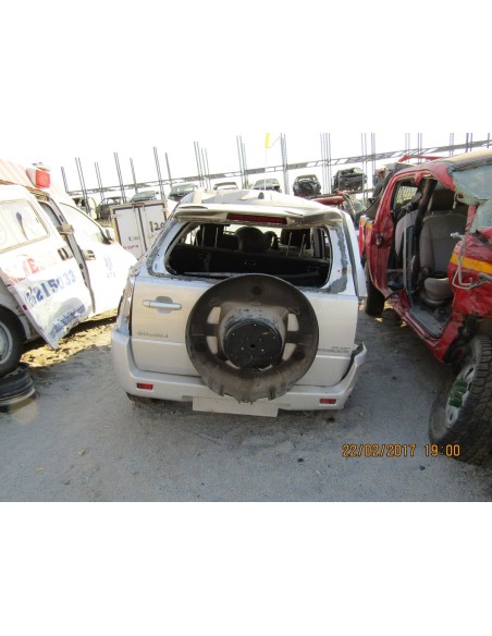 SUZUKI GRAND NOMADE 2015%separator% %shop-name%