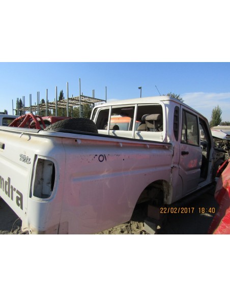 MAHINDRA PIK UP 2015%separator% %shop-name%