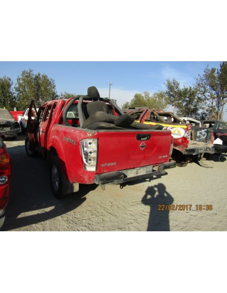 NISSAN NP300 2016%separator% %shop-name%