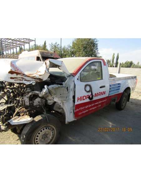 NISSAN NP300 2016%separator% %shop-name%