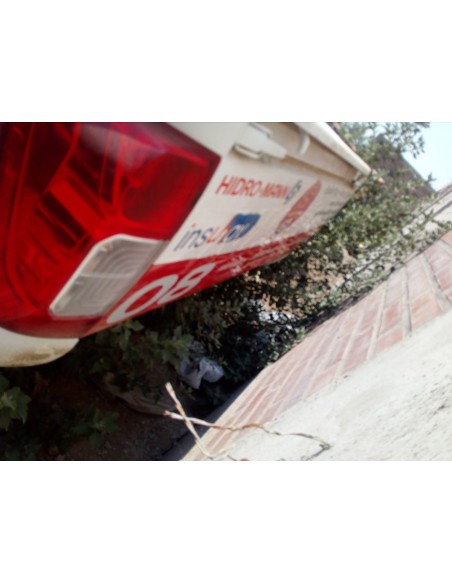 NISSAN NP300 2016%separator% %shop-name%