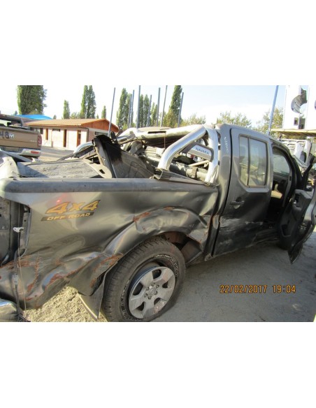 NISSAN NAVARA 2014%separator% %shop-name%