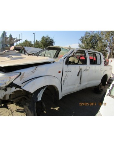 TOYOTA HILUX 2015%separator% %shop-name%
