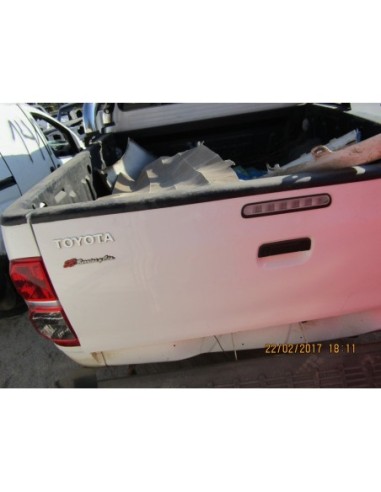 TOYOTA HILUX 2015%separator% %shop-name%