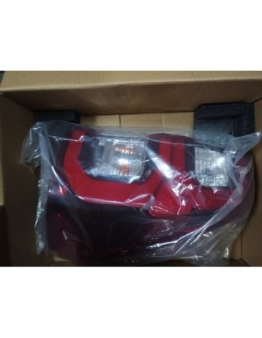 OPTICO DERECHO TOYOTA HILUX 2019 - 2022 LED-LOGO