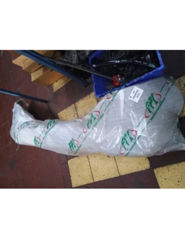 MAZA DELANTERA TOYOTA HILUX 2006 - 2015