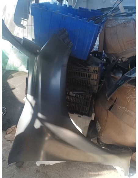 TAPABARRO DERECHO TOYOTA HILUX 2016 - 2020 ANCHO