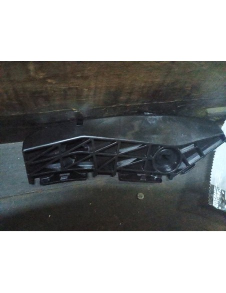 MENSULA DE TAPABARRO DERECHO TOYOTA YARIS 2006 - 2014 DELANTERO