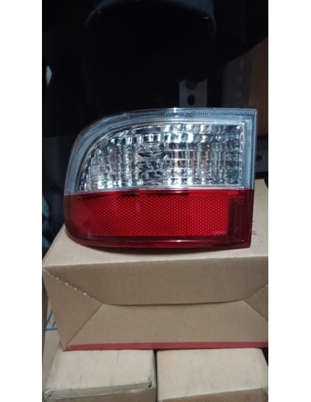 FOCO REFLECTANTE TRASERO IZQUIERDO MAZDA BT50 2013 - 2020
