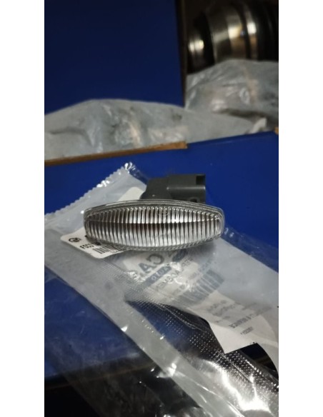 FOCO TAPABARRO DERECHO TOYOTA HILUX 2016 - 2020 RH - LH