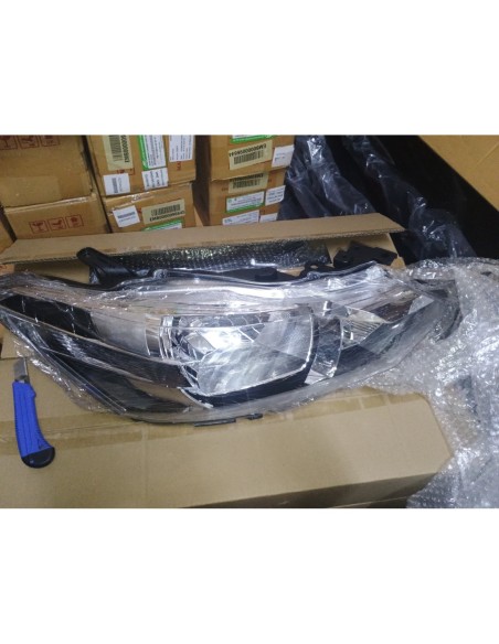 OPTICO DERECHO TOYOTA YARIS 2014 - 2017