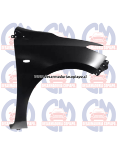 TAPABARRO DERECHO TOYOTA YARIS 2014 - 2017 CON LUZ INTERMITENTE