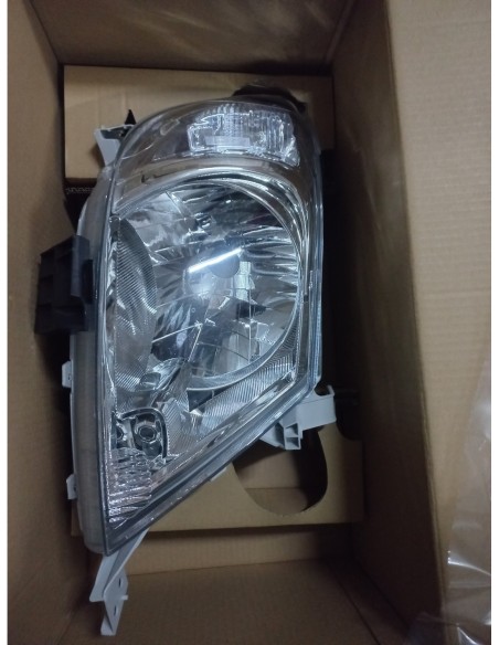OPTICO DERECHO TOYOTA HILUX 2009 - 2011 SIN LUPA