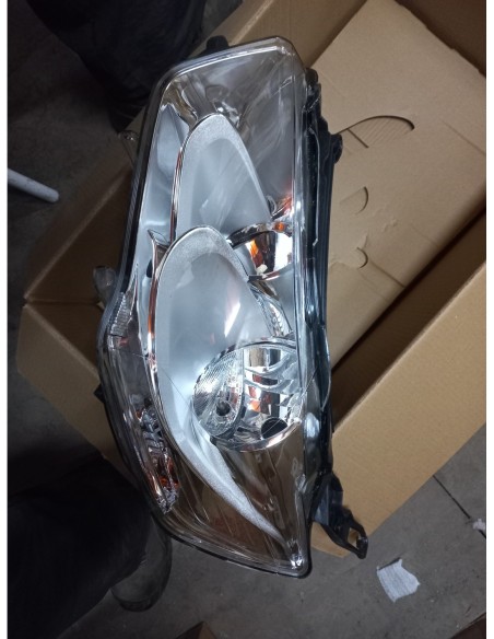 OPTICO IZQUIERDO CITROEN CELYSEE 2013 - 2017 SIN LUPA