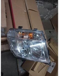 OPTICO DERECHO NISSAN NAVARA 2006 - 2015 CON LUZ INTERMITENTE