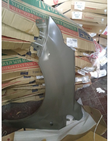 TAPABARRO IZQUIERDO SSANGYONG ACTYON 2012 - 2019 CON LUZ INTERMITENTE