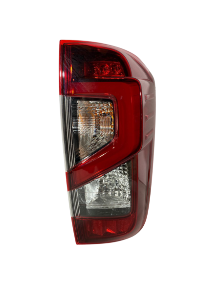 FOCO TRASERO DERECHO NISSAN NAVARA 2021 - 2023 LED