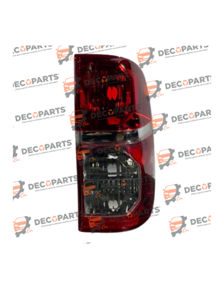 FOCO TRASERO DERECHO TOYOTA HILUX 2012 - 2015