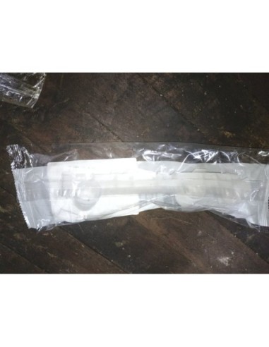 MENSULA DE TAPABARRO DERECHO MITSUBISHI L200 2016 - 2019