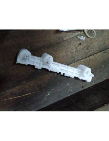 MENSULA DE TAPABARRO IZQUIERDO MITSUBISHI L200 2016 - 2019