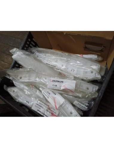 MENSULA DE TAPABARRO DERECHO TOYOTA COROLLA 2008 - 2014