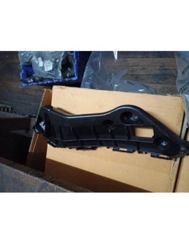 MENSULA DE TAPABARRO IZQUIERDO TOYOTA RAV4 2013 - 2015