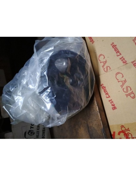 BOMBA DE DIRECCION HIDRAULICA TOYOTA HILUX 2016 - 2018 2WD 4WD