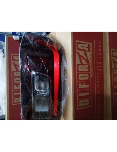 FOCO TRASERO DERECHO TOYOTA YARIS 2023 - 2024 LED