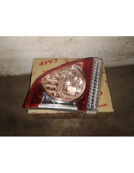 FOCO MALETA IZQUIERDO TOYOTA COROLLA 2008 - 2011