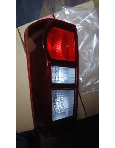 FOCO TRASERO IZQUIERDO CHEVROLET DMAX 2015 - 2017