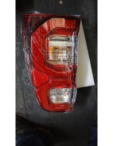 FOCO TRASERO DERECHO TOYOTA HILUX 2019 - 2021 LED-LOGO