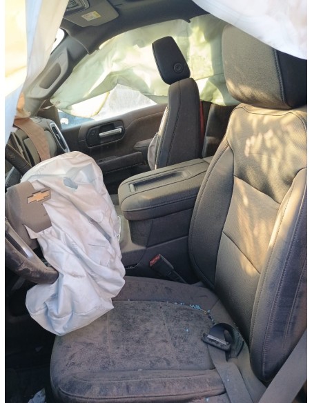 CHEVROLET SILVERADO 2021%separator% %shop-name%