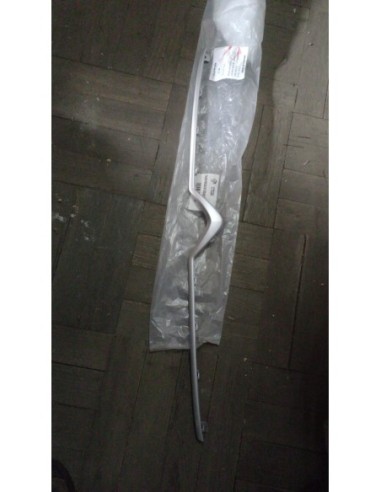 BISEL SUPERIOR DE MASCARA CITROEN BERLINGO 2019 - 2022 GRIS