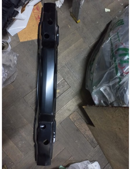 REFUERZO PARACHOQUE DELANTERO CHEVROLET DMAX 2015 - 2020 INFERIOR DE FIERRO