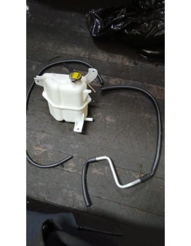 DEPOSITO AUXILIAR NISSAN NAVARA 2006 - 2015