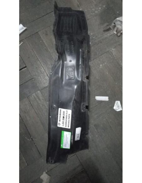 GUARDAFANGO DELANTERO IZQUIERDO MITSUBISHI L200 2020 - 2023 SEGUNDA PARTE