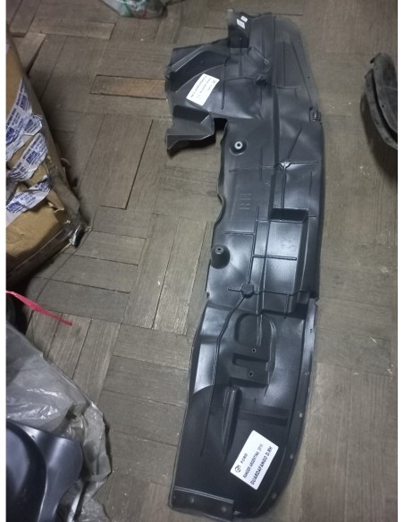 GUARDAFANGO DELANTERO DERECHO FORD RANGER 2010 - 2012 ARGENTINO NEGRO