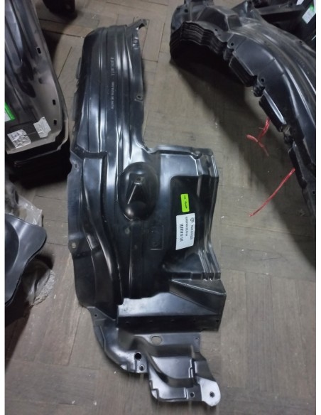 GUARDAFANGO DELANTERO DERECHO TOYOTA HILUX 2016 - 2020 4X4 ANCHO