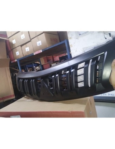 MASCARA MITSUBISHI L200 2016 - 2018 NEGRO